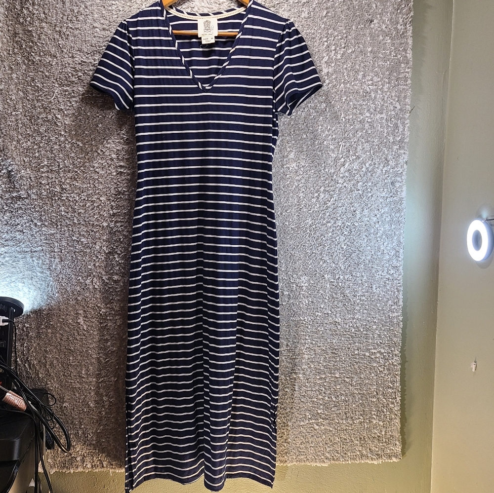 Lilis Closet Women Navy White Striped Casual T- Shirt Dress Medium Long